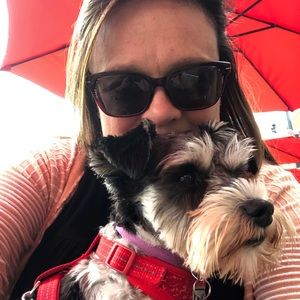 Meet your Posher, Lisa